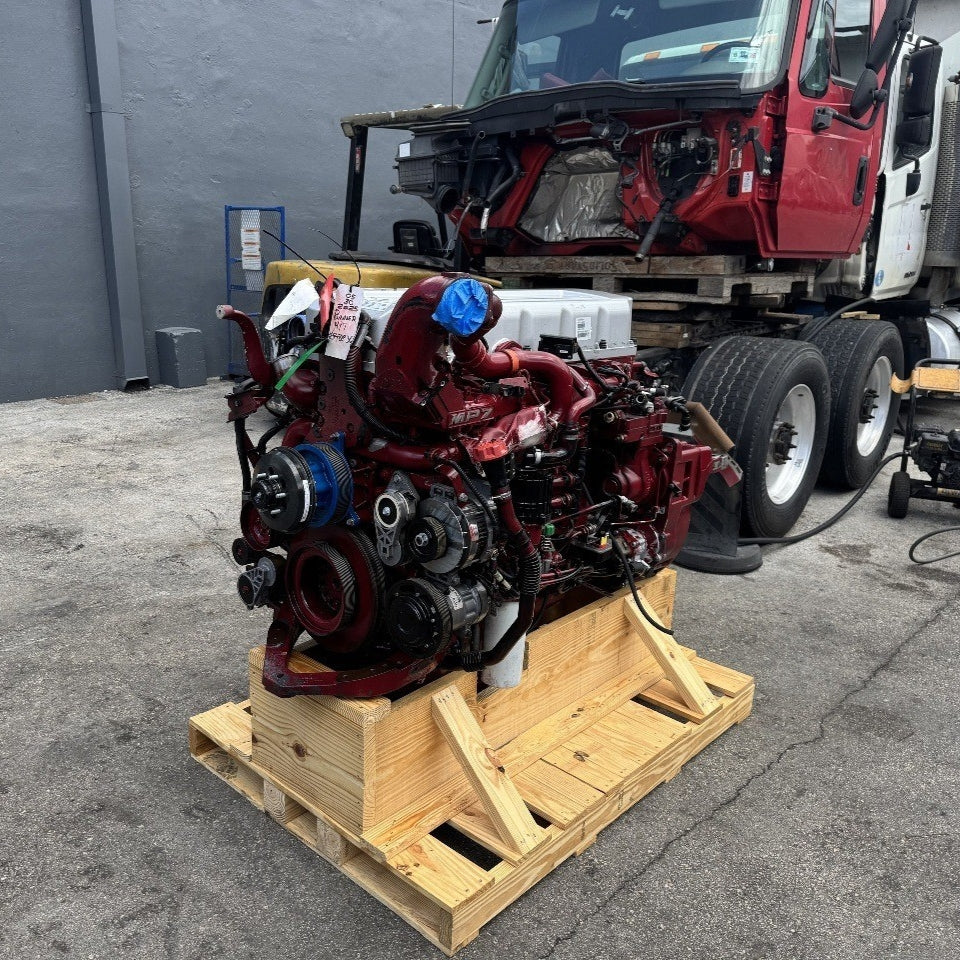 2012 Mack MP7 405HP 6 Cyl Diesel Engine For Sale– EPA10 - hdengines.com
