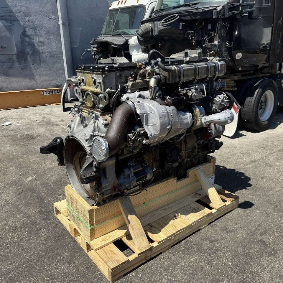 2013 Detroit DD15TC 505HP 6 Cyl Diesel Engine For Sale – Model: DD15TC - hdengines.com