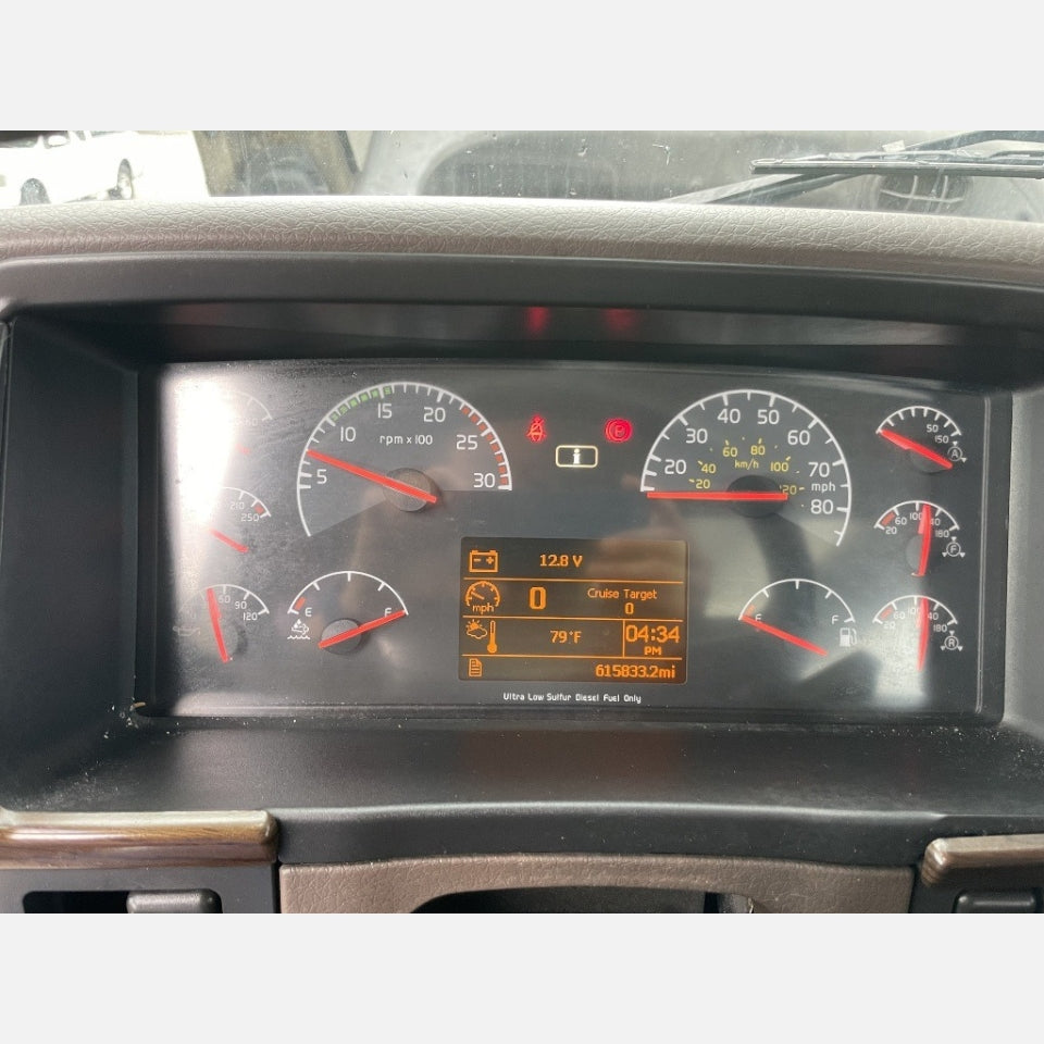 2014 Volvo VNL Cummins ISX15 400HP 6 Cyl Day Cab Truck For Sale - hdengines.com