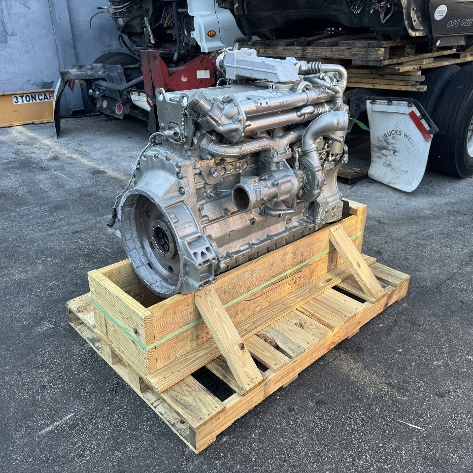 2005 Mercedes OM906LA MBE900 260HP 6 Cyl Diesel Engine For Sale - hdengines.com