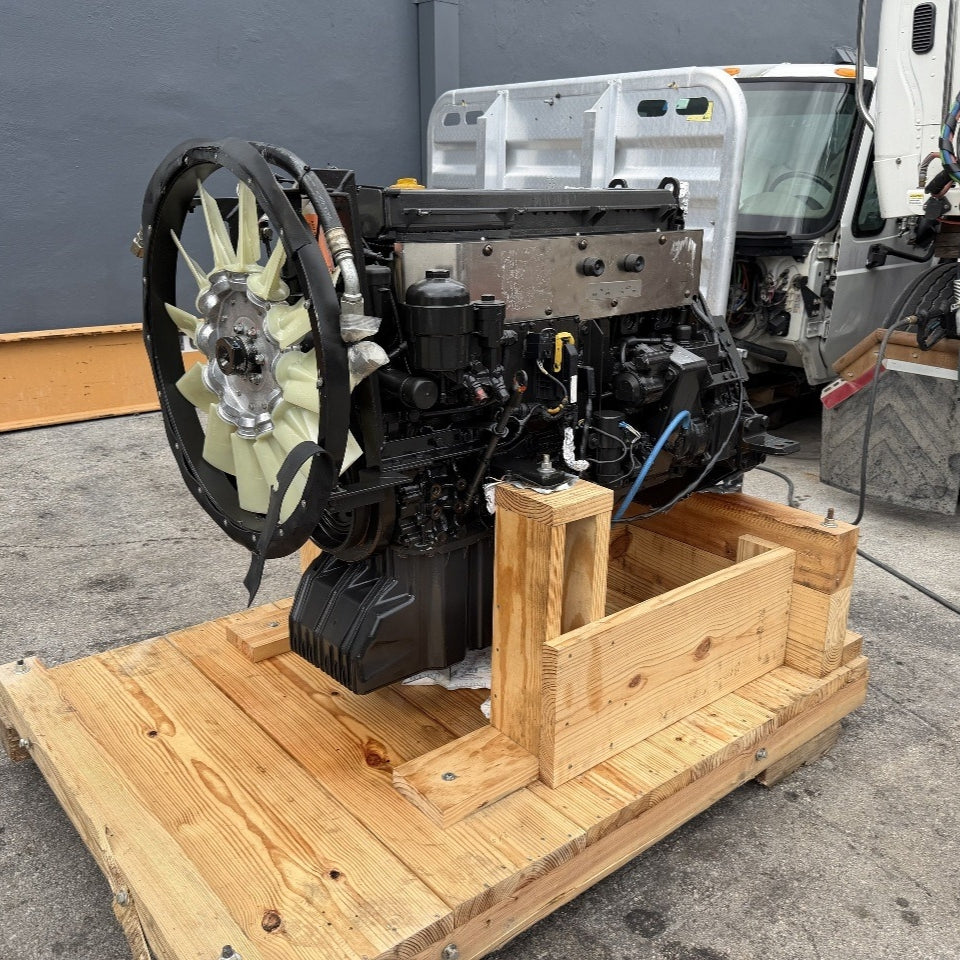 New 2010 Mercedes OM906LA 300HP 6 Cyl Diesel Engine For Sale | MBE900 - hdengines.com