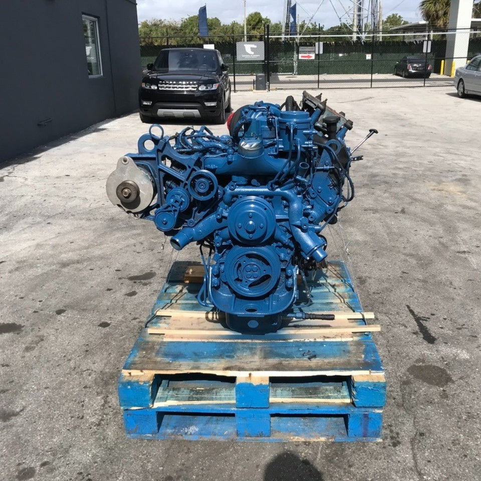 2004 International VT365 200HP Diesel Engine For Sale - hdengines.com