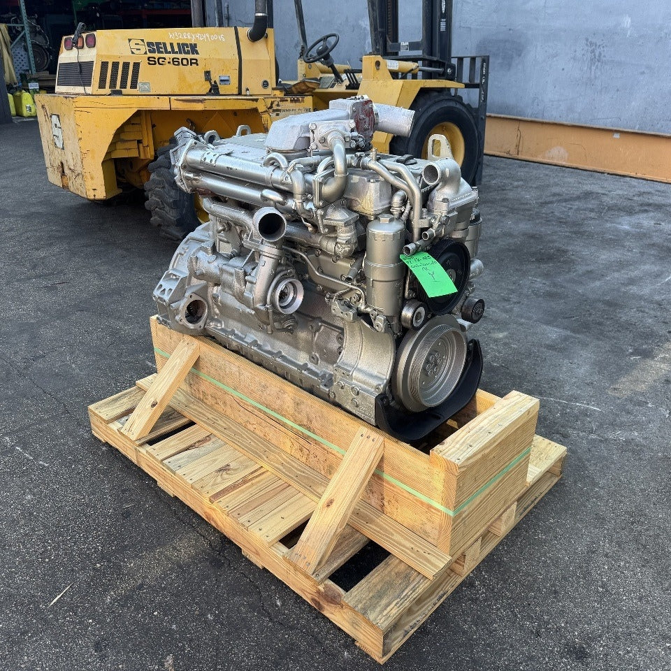 2005 Mercedes OM906LA MBE900 260HP 6 Cyl Diesel Engine For Sale - hdengines.com