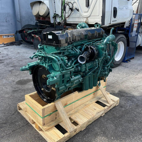 2011 Volvo D11H 385HP 6 Cyl Diesel Engine For Sale - hdengines.com