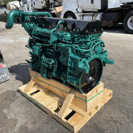 2012 EPA 2010 Volvo D13H 475HP 6 Cyl Diesel Engine For Sale - hdengines.com