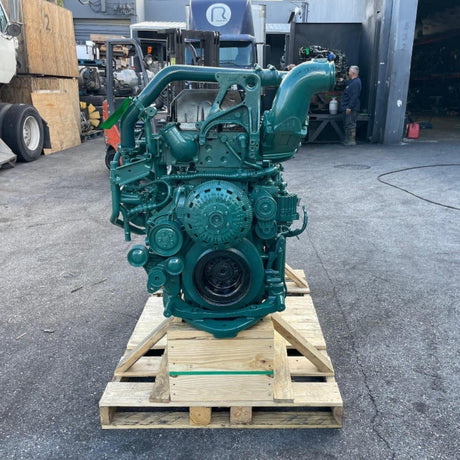 2012 Volvo D13 425HP 6 Cyl Diesel Engine For Sale - hdengines.com