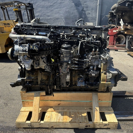 2013 Detroit DD15TC 505HP 6 Cyl Diesel Engine For Sale – Model: DD15TC - hdengines.com