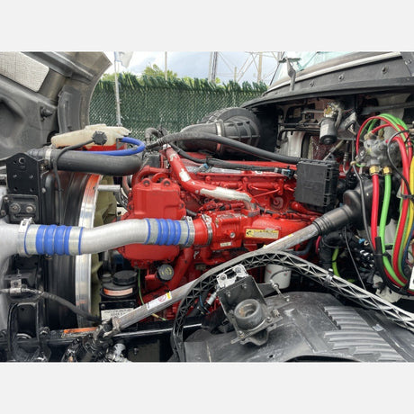 2014 Volvo VNL Cummins ISX15 400HP 6 Cyl Day Cab Truck For Sale - hdengines.com