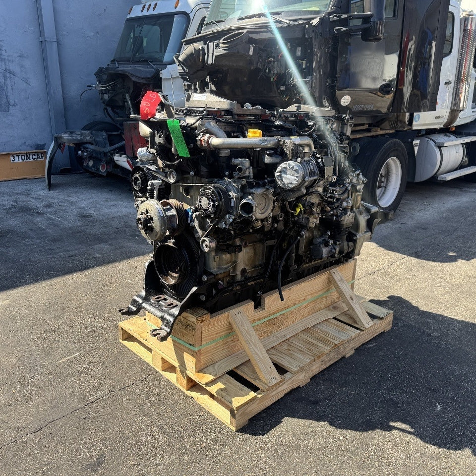 2018 Detroit DD15 505HP 6 Cylinder Diesel Engine For Sale– EPA17 - hdengines.com