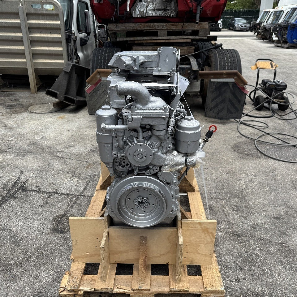 New 2006 Mercedes OM906LA 6 Cyl MBE900 6.4L Diesel Engine For Sale - hdengines.com
