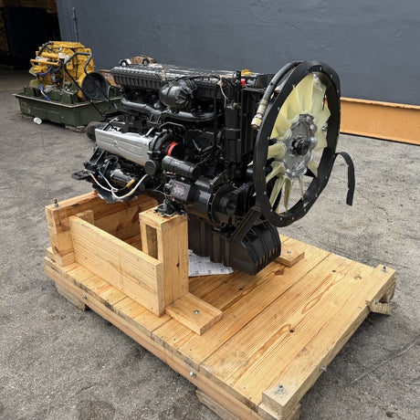 New 2010 Mercedes OM906LA 300HP 6 Cyl Diesel Engine For Sale | MBE900 - hdengines.com