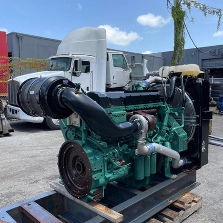 New 2013 Volvo D13 TAD1365VE 543HP 6 Cyl Engine For Sale - hdengines.com
